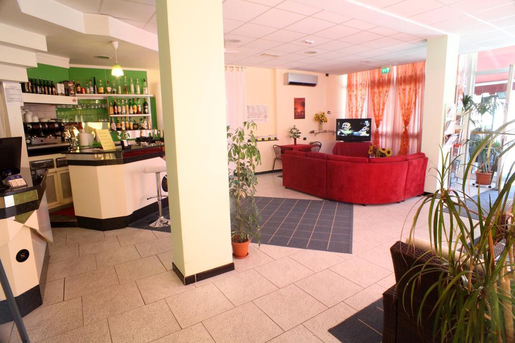 Hotel Saxon Rimini Exterior foto